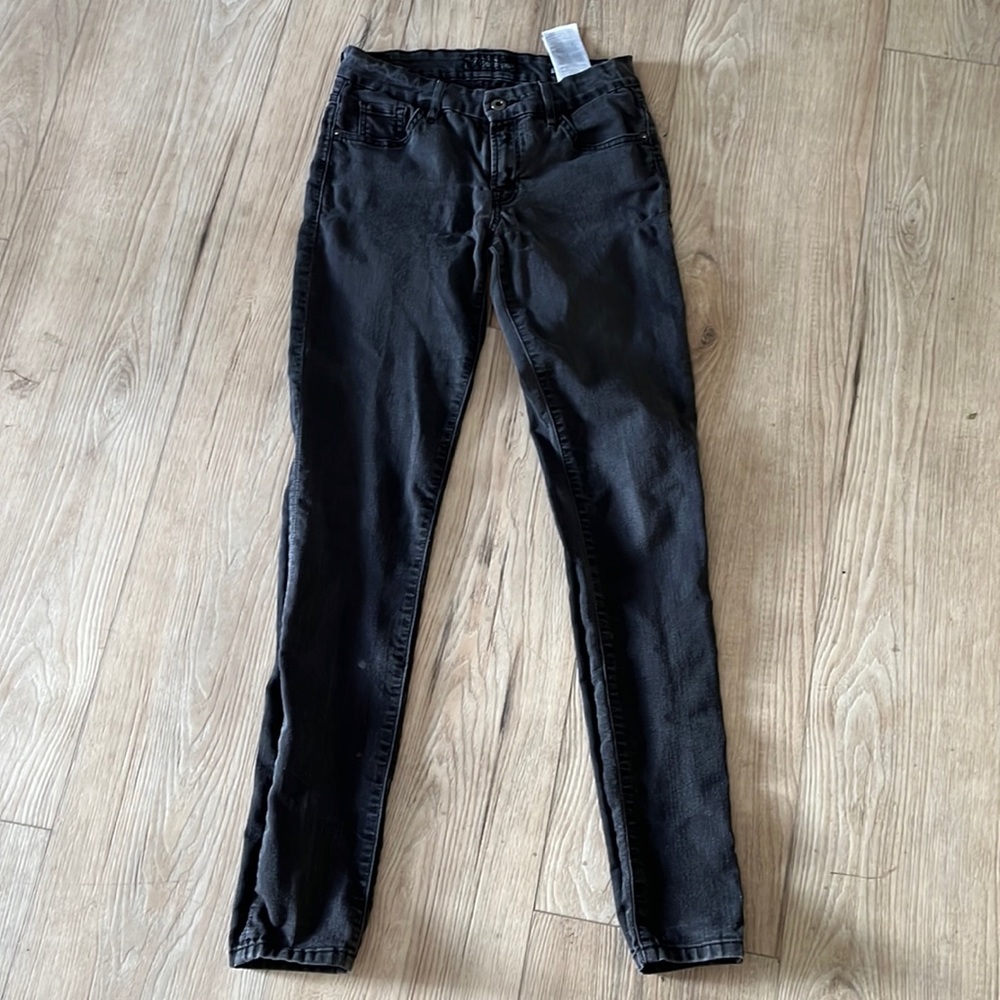 1981 Guess black skinny jeans 28